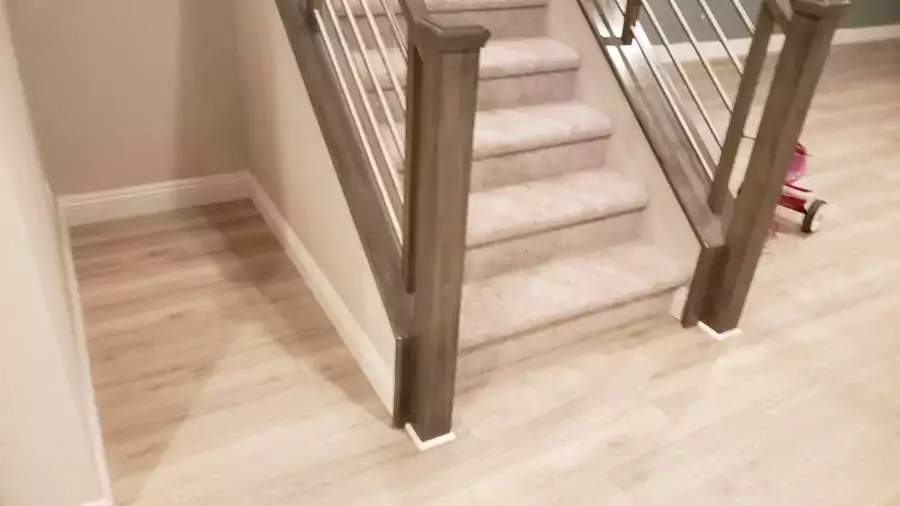 Установка ламината и винил на пол - Строительство и ремонт в Лас-Вегасе