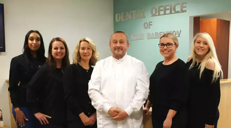 Игорь Бабенков - Стоматологи в Сакраменто