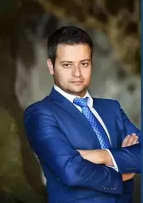 Иммиграционный переводчик Михаил Богомольный - Нотариус, Переводы в Лос-Анджелесе