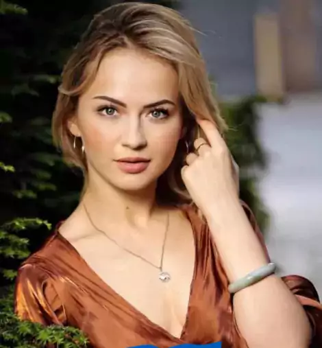 Elina Sharipova, Professional Dancer - Уроки танцев в Остине