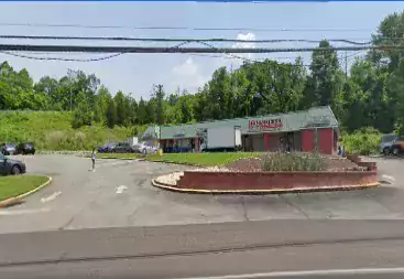 Holland Produce & Deli in  Southampto - Магазины в Филадельфии