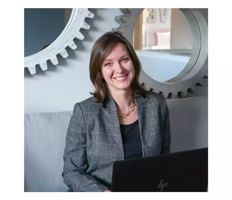 Larisa Marcone Realtor - Риэлторы в Индианаполисе