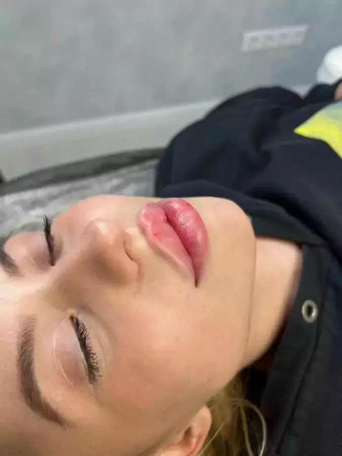 Russia lips - Забота о коже, Другое в Красота и здоровье в Мичиган-Сити