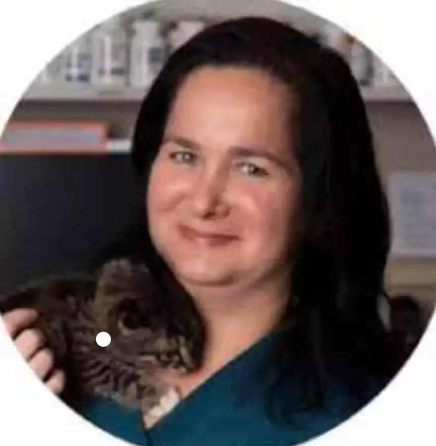 Dr. Inna Donelan - Winters Chapel Animal Hospital - Ветеринарные клиники в Атланте