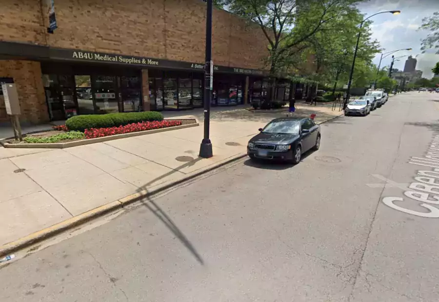 Магазин медицинского оборудования  AB4U - Аптеки в Чикаго