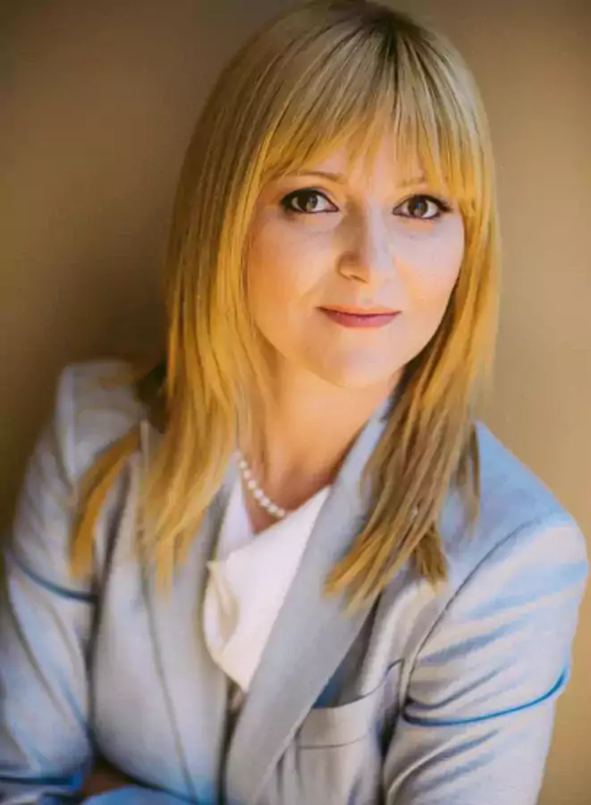 Alana Sabina Yakovlev/ Walk Free Law - Уголовный адвокат в Майами