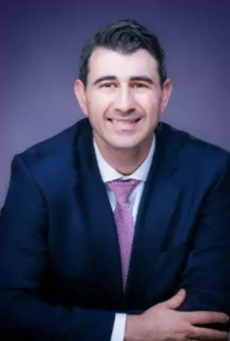 Konstantin Burshtein/Wingate, Russotti, Shapiro, Moses & Halperin, LLP. - Адвокат по травмам в Нью-Йорке