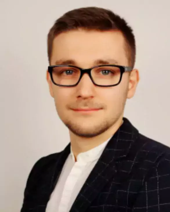 Dmytro Shcherbitsk - Риэлторы в Чикаго