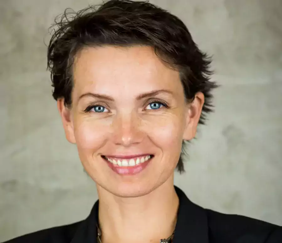 Larisa (Lora) Odeyanko - Realty One Group Capital! - Риэлторы в Балтиморе