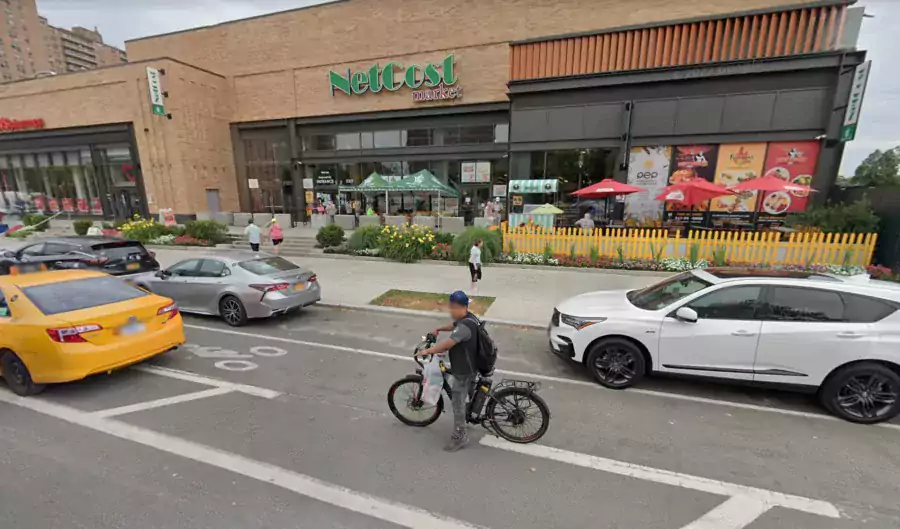 NetCost Market - Магазины в Бруклине