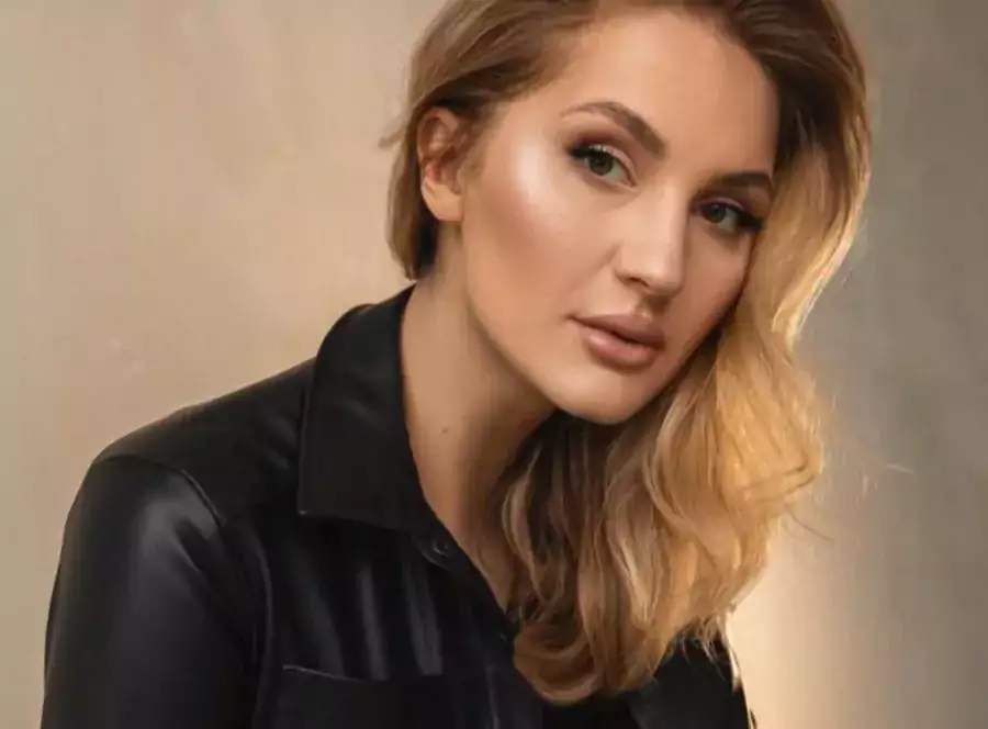 Nina, Makeup and Eyebrows - Макияж, Наращивание ресниц в Чикаго