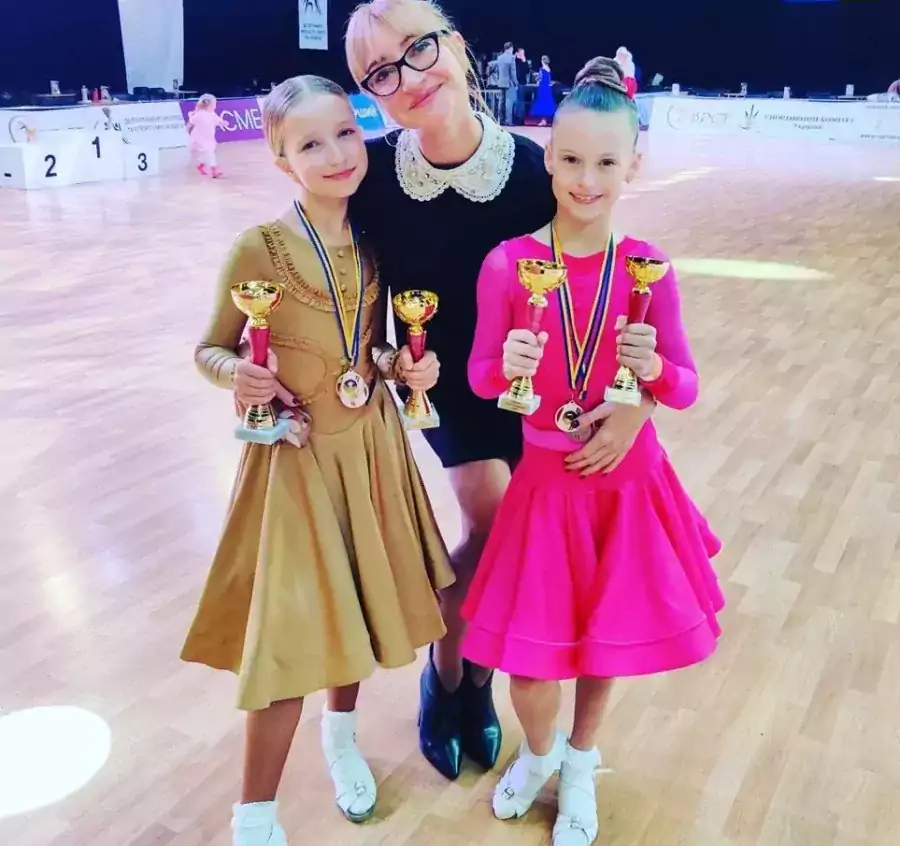 Lite Step Studio - Уроки танцев в Бруклине