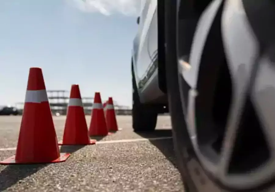Leonid G. Proidan, Driving Instructor - Уроки вождения в Детройте