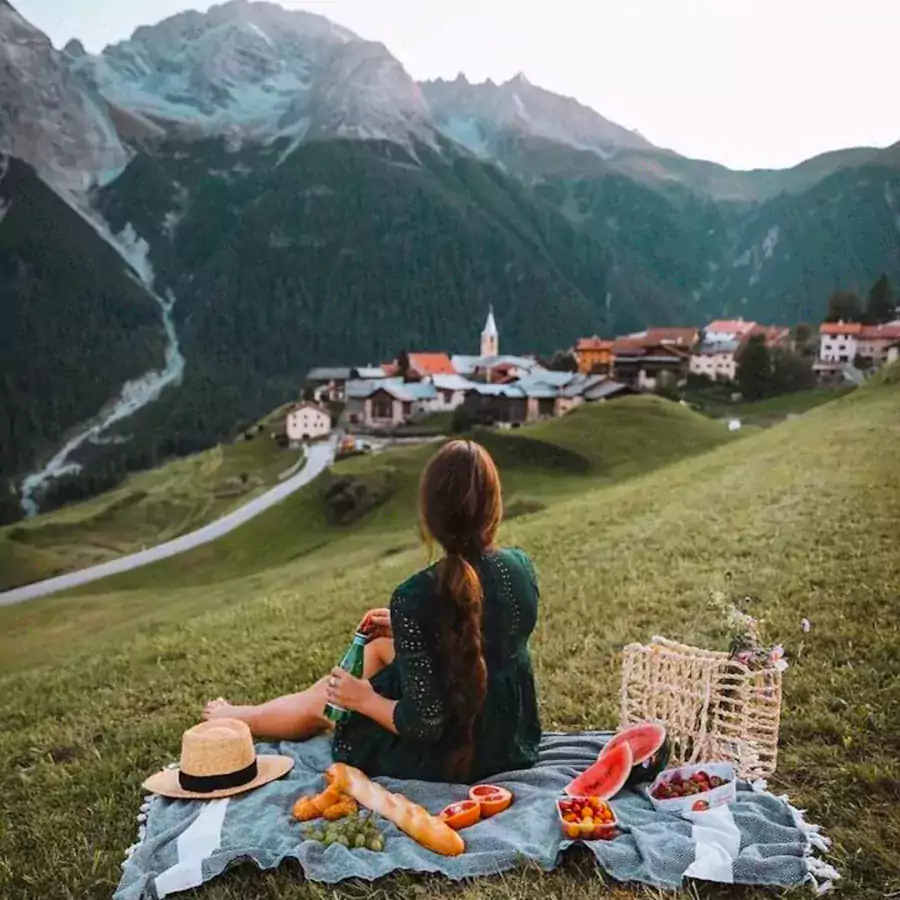 Tourism Instagram (Туризм) - Онлайн-продажи в США