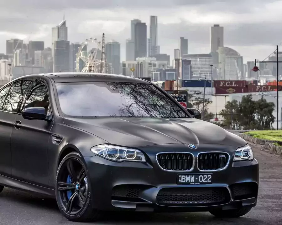 Требуется курьер с авто